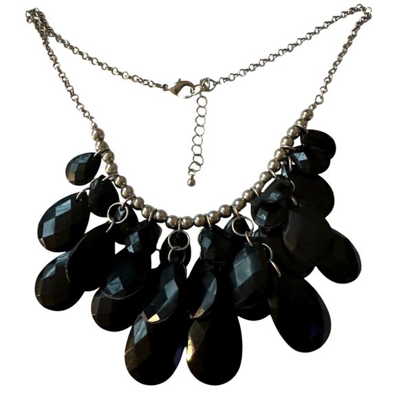 Elegant Faceted Black Teardrop Necklace Silver Tone Statement Costume Jewelry - Picture 9 of 9